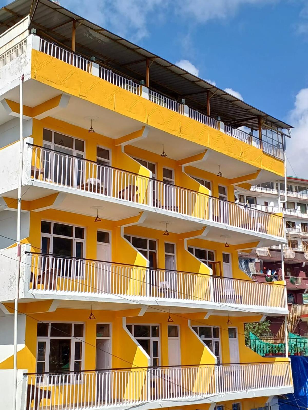The Bougainvillea, Mcleodganj Дармсала Екстер'єр фото